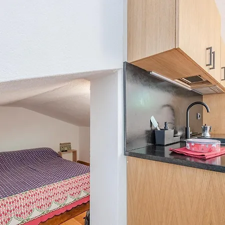 Nest-home In Front To Mont Blanc Courmayeur