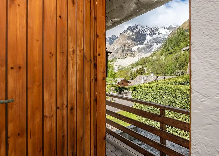 Nest-home In Front To Mont Blanc Lejlighed